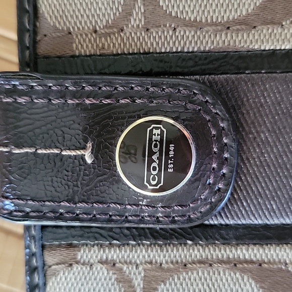 Coach large wallet - Picture 2 of 6